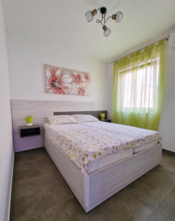 Villa Poseidon Novalja Εξωτερικό φωτογραφία