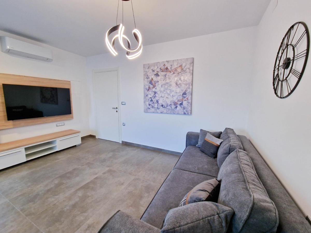 Villa Poseidon Novalja Εξωτερικό φωτογραφία