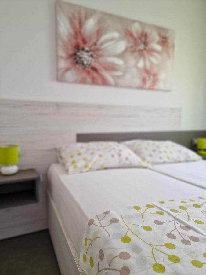 Villa Poseidon Novalja Εξωτερικό φωτογραφία