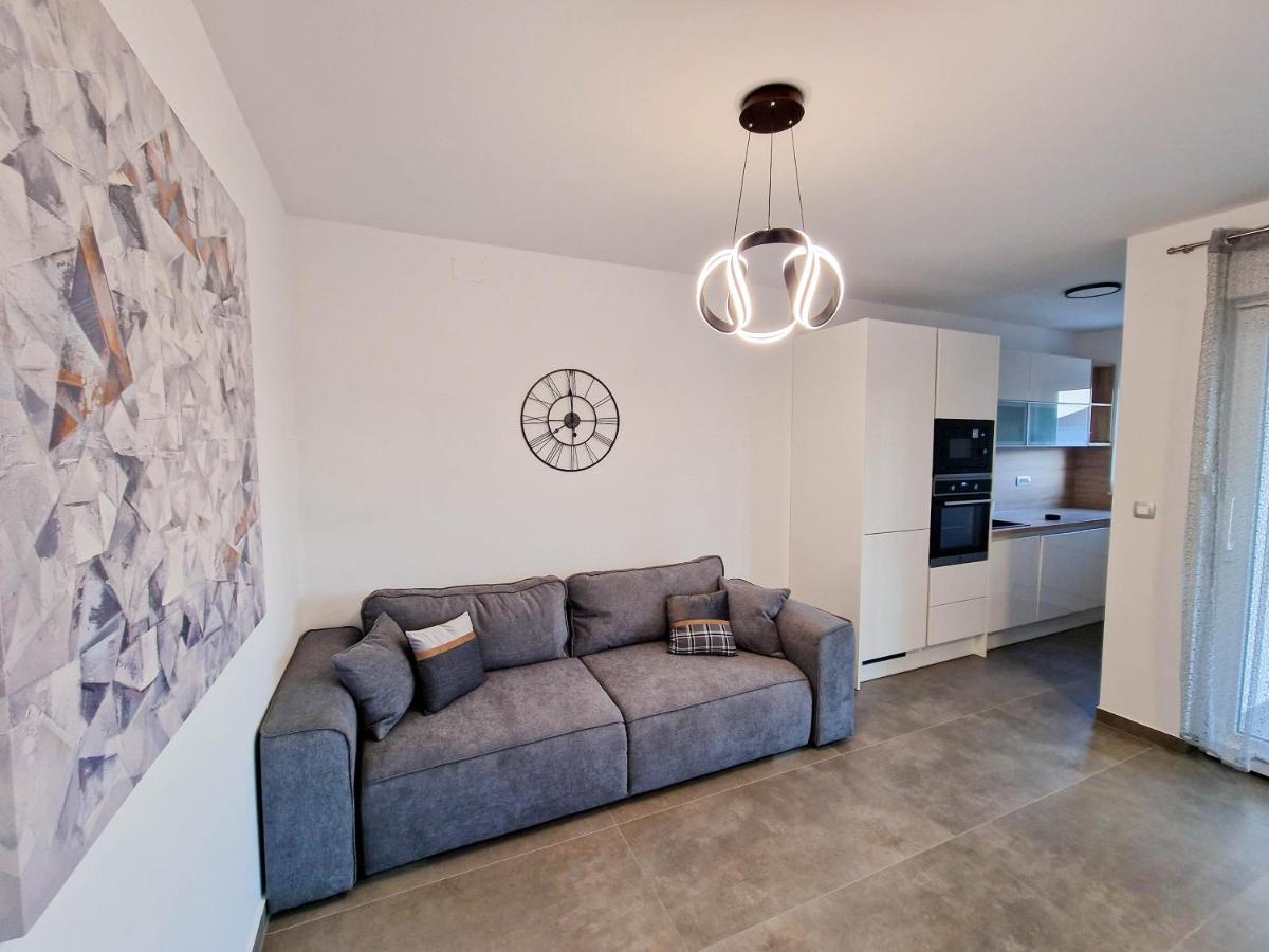 Villa Poseidon Novalja Εξωτερικό φωτογραφία