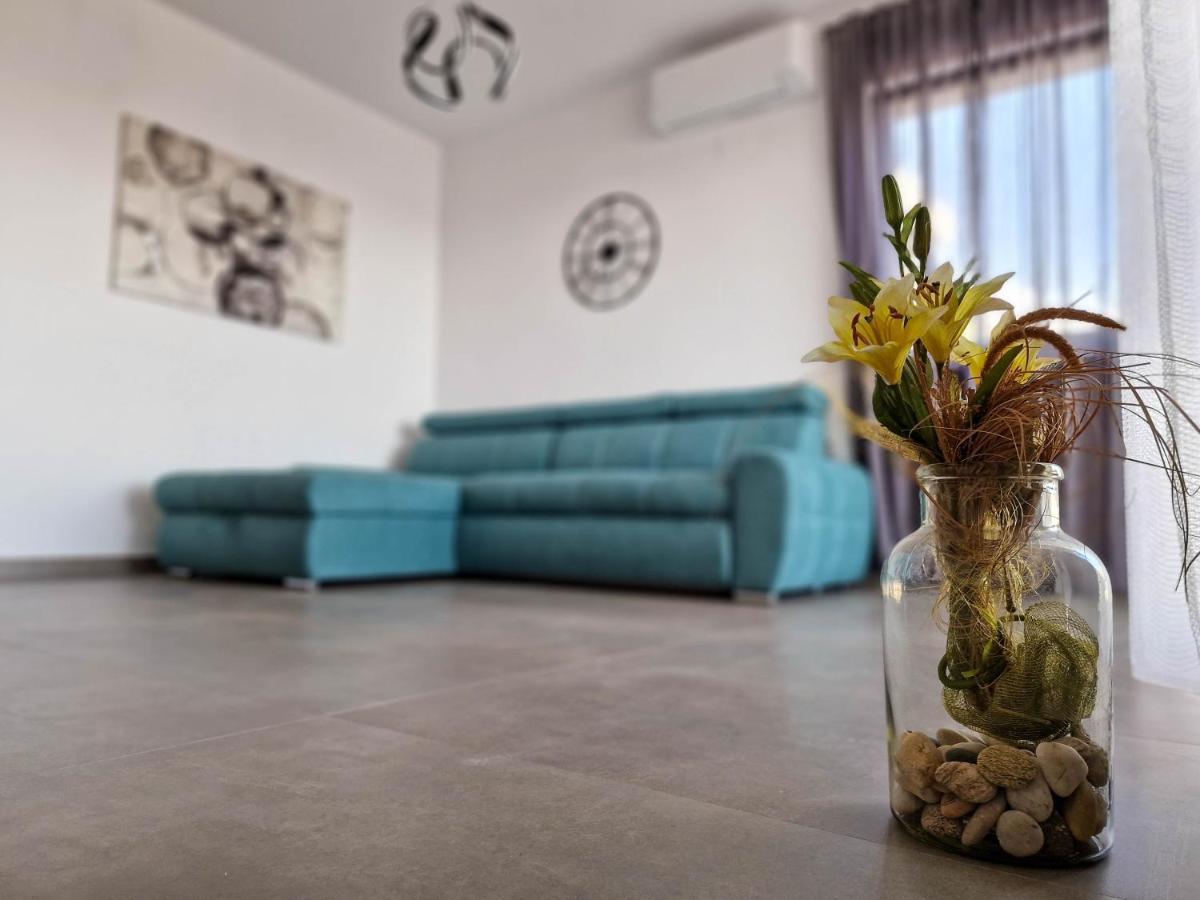 Villa Poseidon Novalja Εξωτερικό φωτογραφία