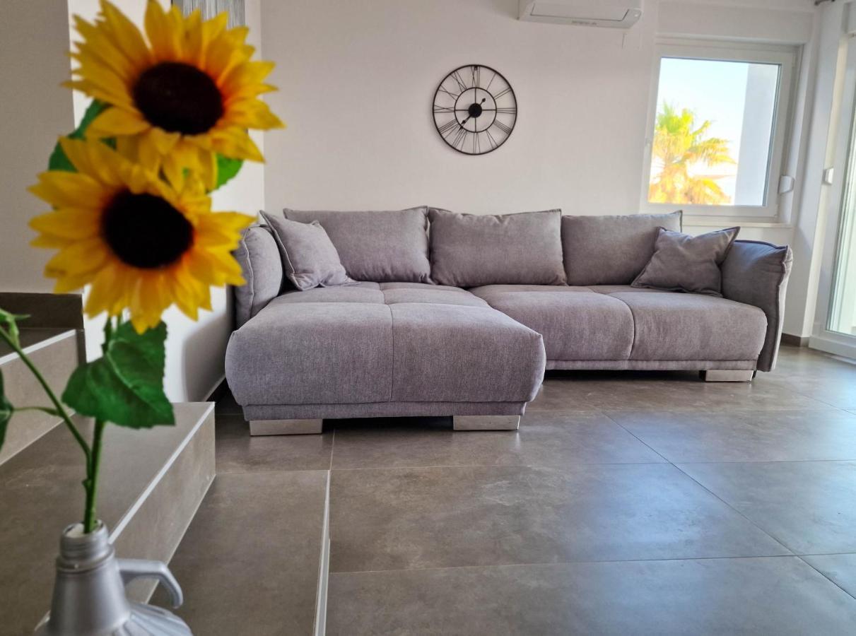 Villa Poseidon Novalja Εξωτερικό φωτογραφία