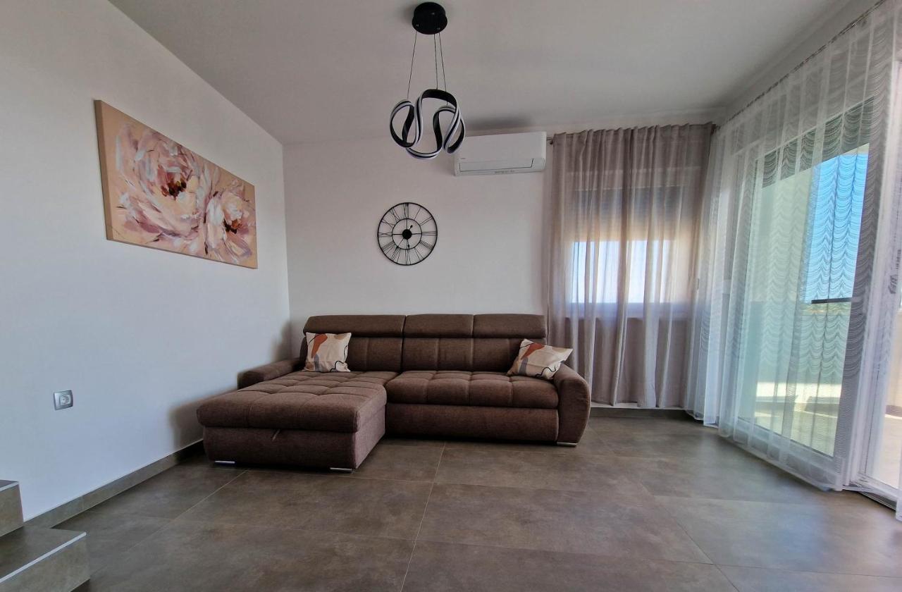 Villa Poseidon Novalja Εξωτερικό φωτογραφία