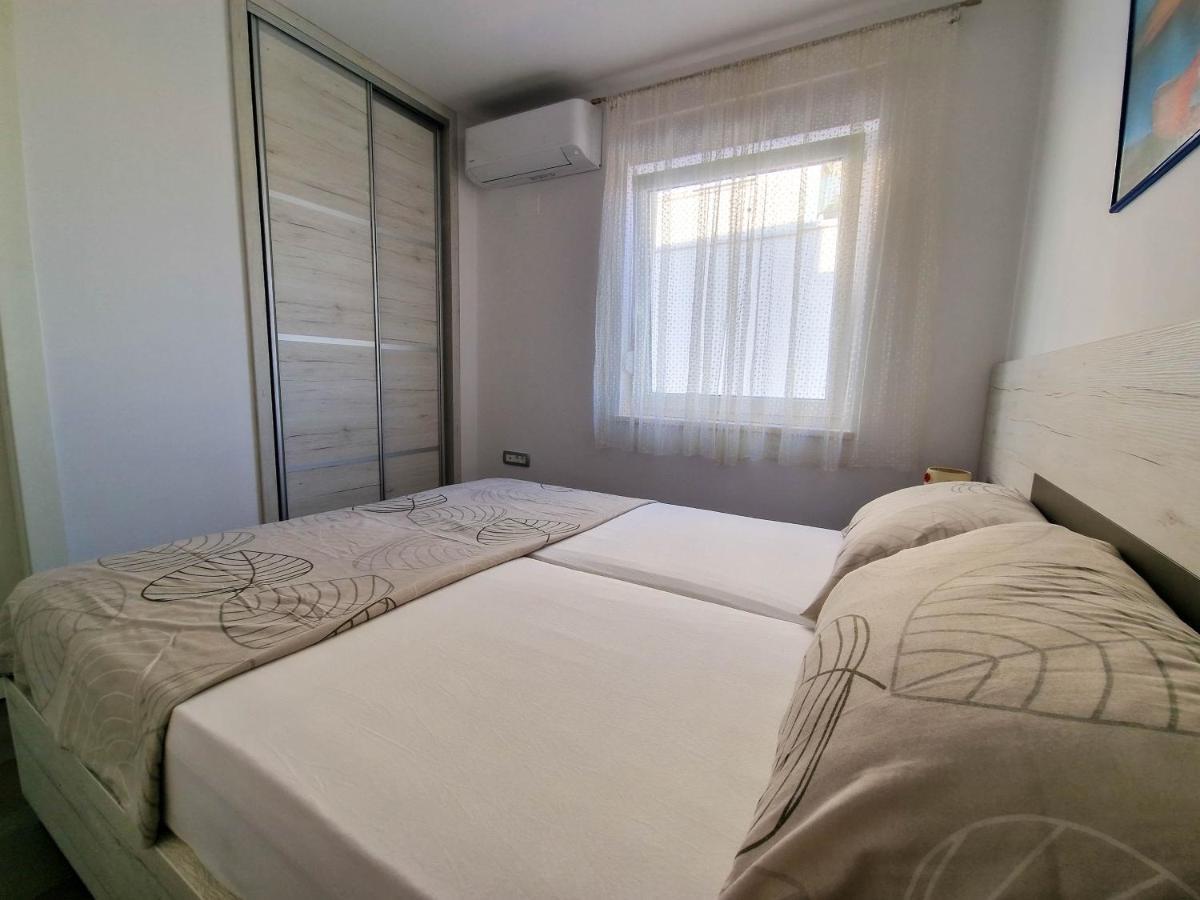 Villa Poseidon Novalja Εξωτερικό φωτογραφία