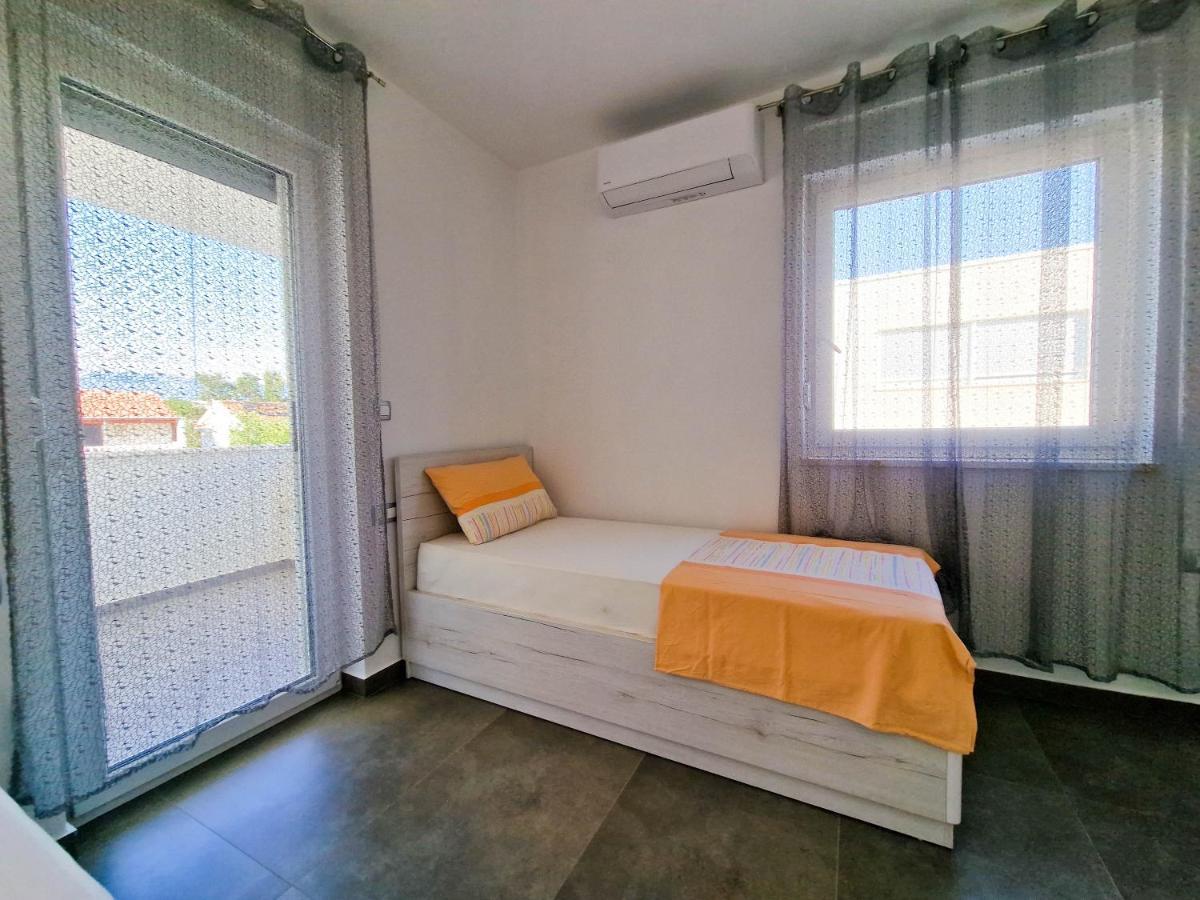 Villa Poseidon Novalja Εξωτερικό φωτογραφία