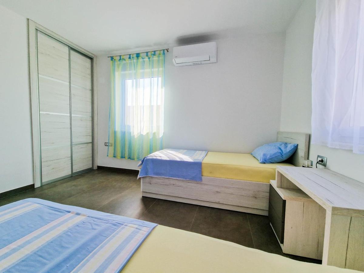 Villa Poseidon Novalja Εξωτερικό φωτογραφία